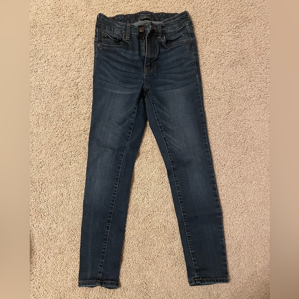 Aeropostale High Rise Jeggings. Dark Blue, Short 4.